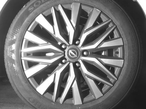 Used 2025 Nissan Altima 2.5 SV image 13