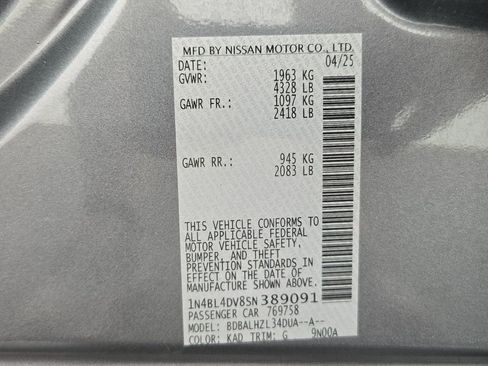 Used 2025 Nissan Altima 2.5 SV image 38