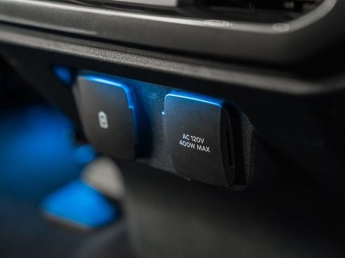 Used 2023 Ford F150 Lariat w/ Equipment Group 502A High image 45