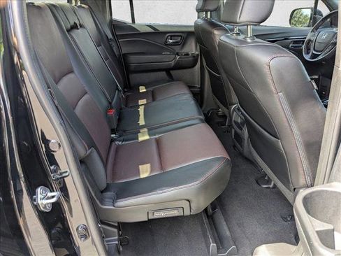 Used 2023 Honda Ridgeline Black Edition image 17
