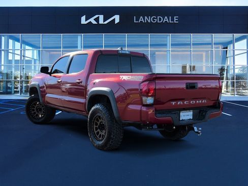 Used 2016 Toyota Tacoma SR image 9