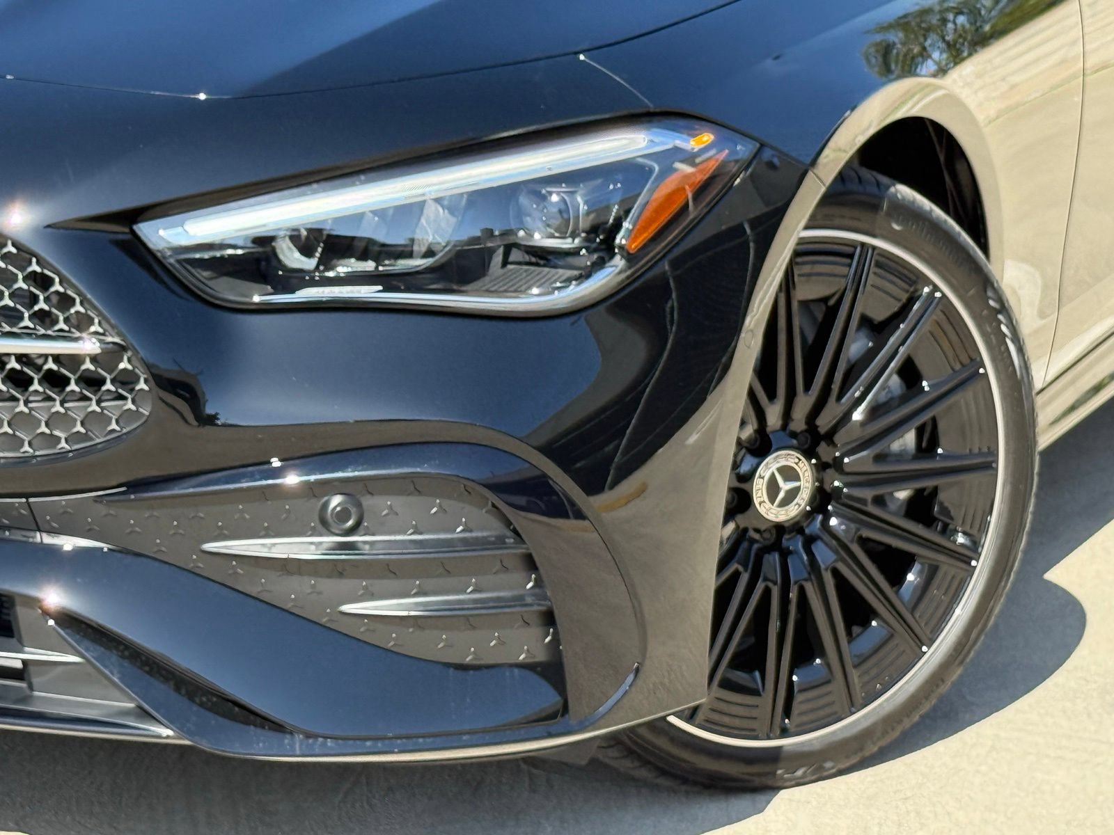 New 2026 Mercedes-Benz CLE 450 4MATIC Coupe image 3