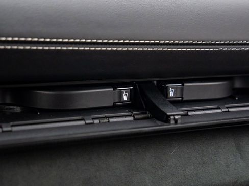 Certified 2024 Porsche 718 Cayman GTS image 28