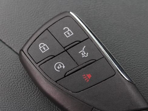 Used 2026 GMC Terrain AT4 w/ LPO, Floor Liner Package AWD/4WD image 16