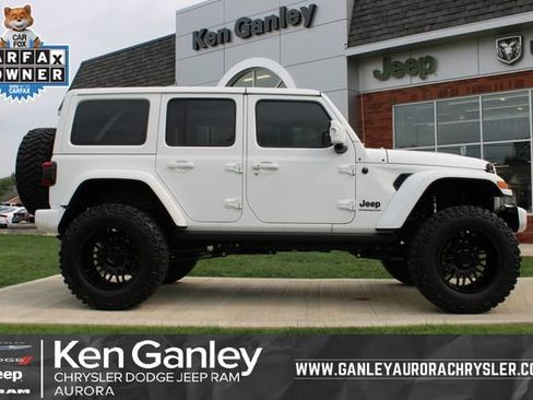 Used 2023 Jeep Wrangler Unlimited Sahara AWD/4WD image 1