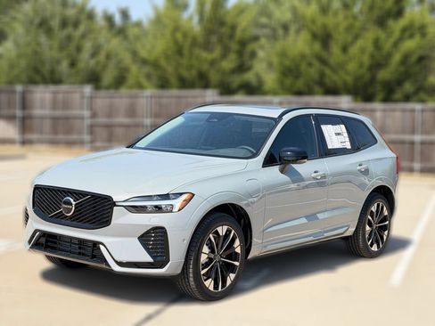 New 2026 Volvo XC60 T8 Plus w/ Protection Package Premier AWD/4WD image 3