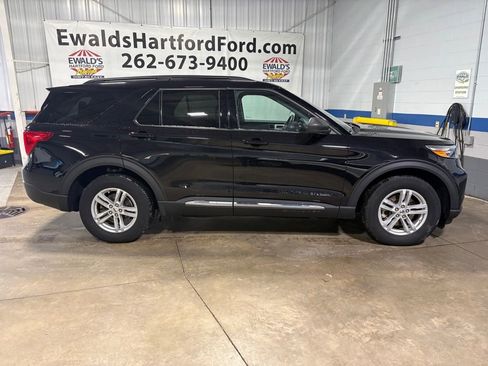 Certified 2022 Ford Explorer XLT w/ Equipment Group 202A AWD/4WD image 12