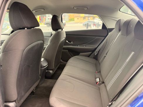 Used 2023 Hyundai Elantra SEL FWD image 15