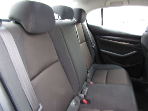Used 2021 MAZDA MAZDA3 s image 20