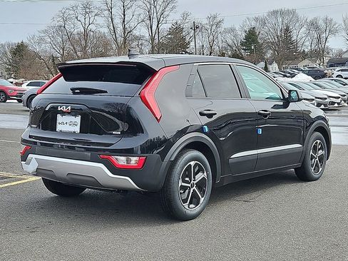 New 2026 Kia Niro LX image 5