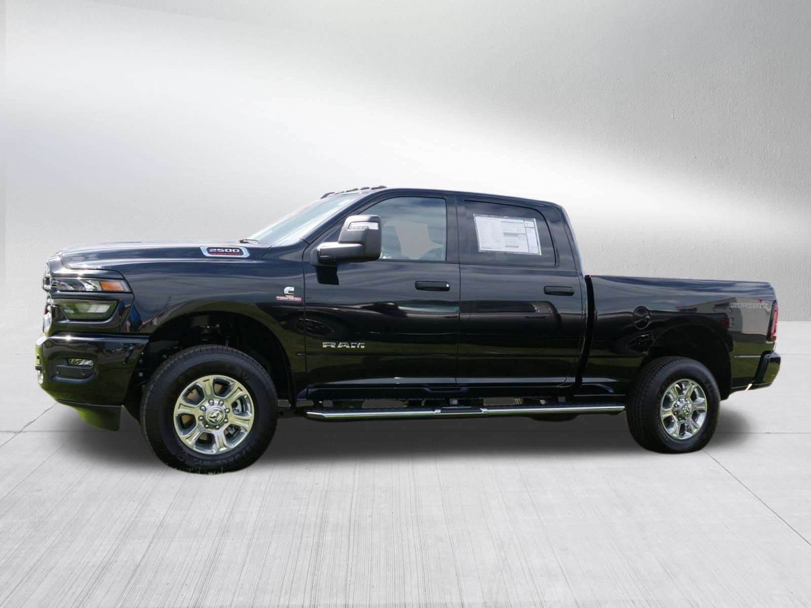 Used 2025 RAM 2500 Big Horn AWD/4WD image 7