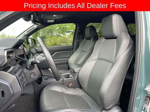 Used 2025 Toyota 4Runner TRD Off-Road Premium AWD/4WD image 19
