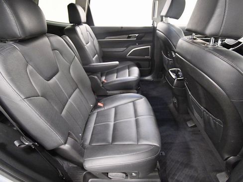 Certified 2022 Kia Telluride EX w/ EX Premium Package image 19