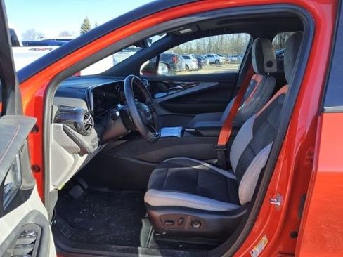 Used 2025 Chevrolet Blazer EV SS image 6