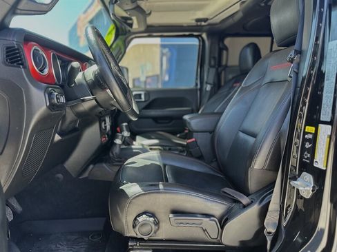 Used 2020 Jeep Gladiator Rubicon image 4