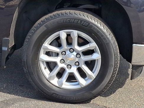 Used 2022 Chevrolet Silverado 1500 LT image 9