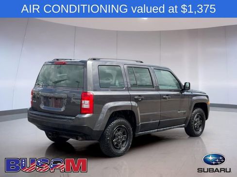 Used 2016 Jeep Patriot Sport w/ Power Value Group AWD/4WD image 4