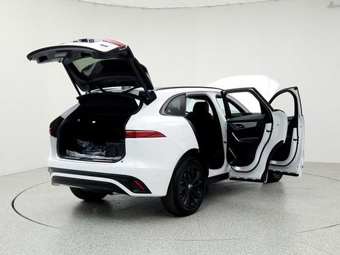 New 2026 Jaguar F-PACE R-Dynamic S image 11