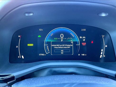 Used 2025 Toyota Camry SE image 22