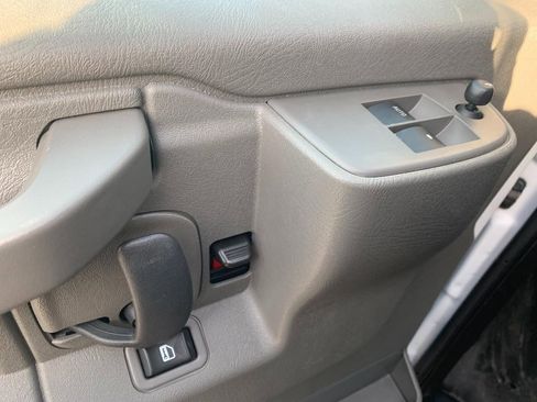 Used 2024 Chevrolet Express 2500 w/ Driver Convenience Package image 15