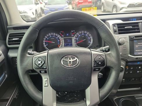 Used 2017 Toyota 4Runner Limited image 13