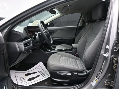 Used 2025 Kia K4 EX FWD image 9