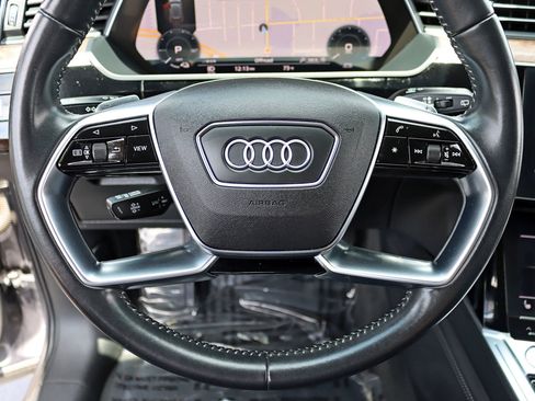 Used 2019 Audi e-tron Prestige w/ Prestige Package image 19
