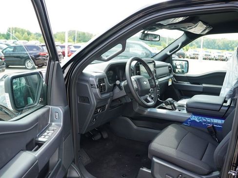 New 2025 Ford F150 XLT w/ Equipment Group 302A MID image 11