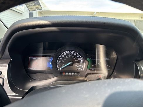 Used 2021 Ford Ranger Lariat w/ Equipment Group 501A High image 10