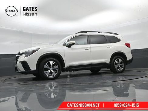 Used 2025 Subaru Ascent Premium AWD/4WD image 42