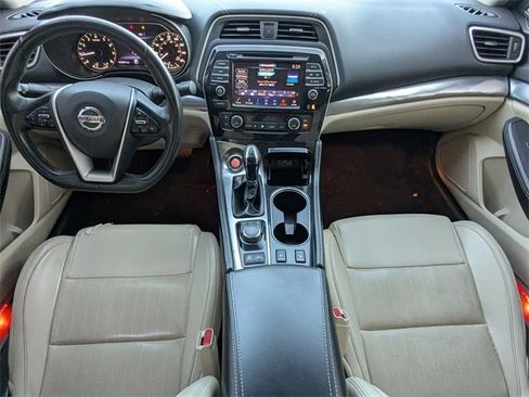 Used 2019 Nissan Maxima 3.5 SL w/ Floor Mat Group image 13
