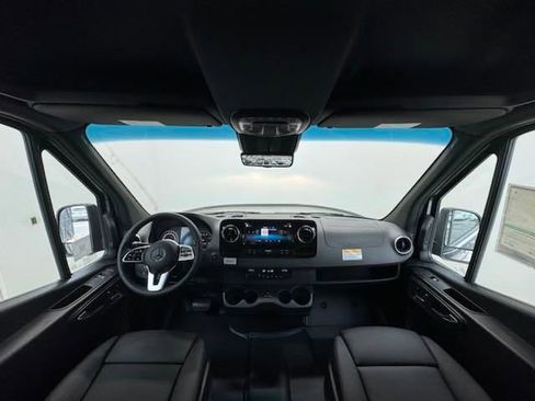 New 2024 Mercedes-Benz Sprinter 144 Cargo image 19