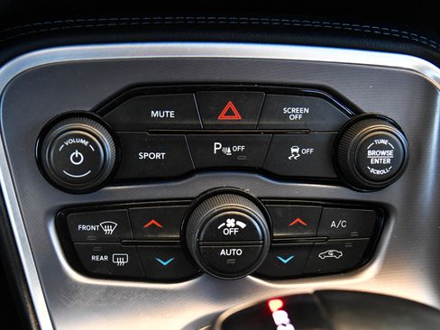 Used 2021 Dodge Challenger R/T image 24