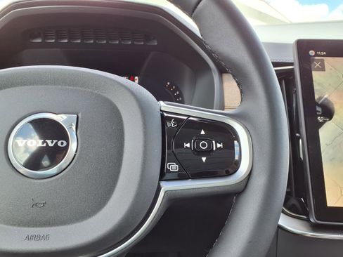 New 2026 Volvo XC90 B6 Ultra w/ Protection Package AWD/4WD image 16