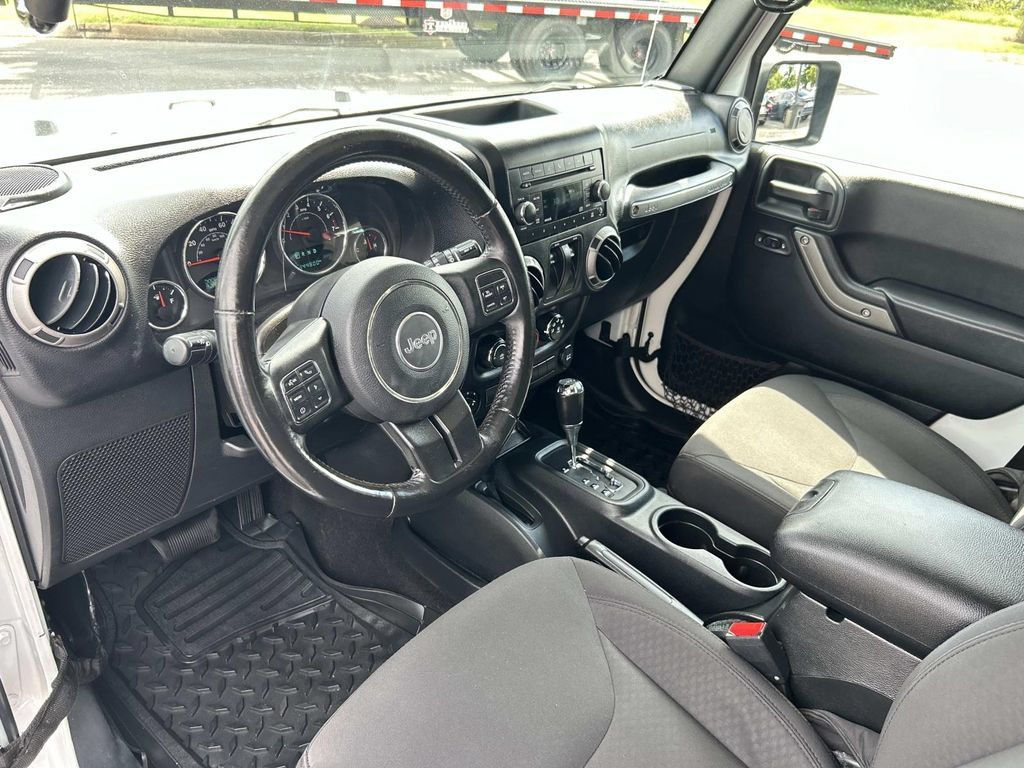 Used 2016 Jeep Wrangler Sport w/ Quick Order Package 24S AWD/4WD image 19