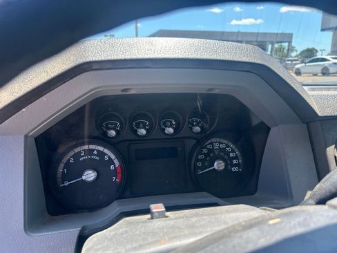 Used 2016 Ford F250 XL w/ XL Appearance Package AWD/4WD image 27