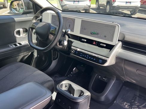 Certified 2024 Hyundai Ioniq 5 SEL AWD/4WD image 3