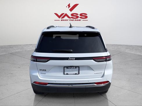 New 2026 Jeep Grand Cherokee Laredo X AWD/4WD image 4
