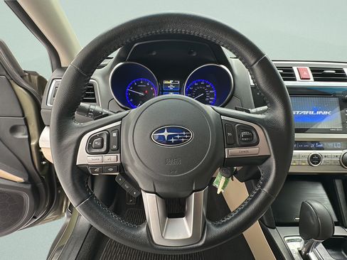 Used 2015 Subaru Outback 2.5i Limited AWD/4WD image 13
