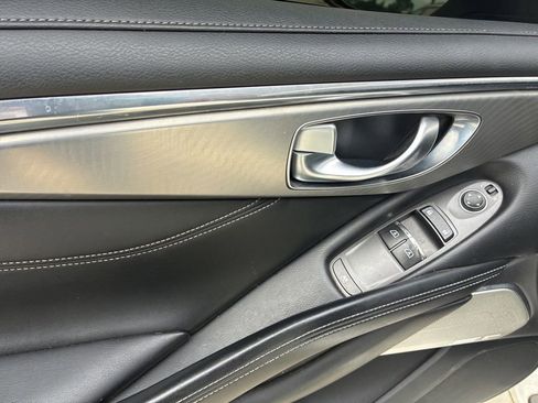 Used 2017 INFINITI Q60 3.0t w/ Cargo Package AWD/4WD image 13