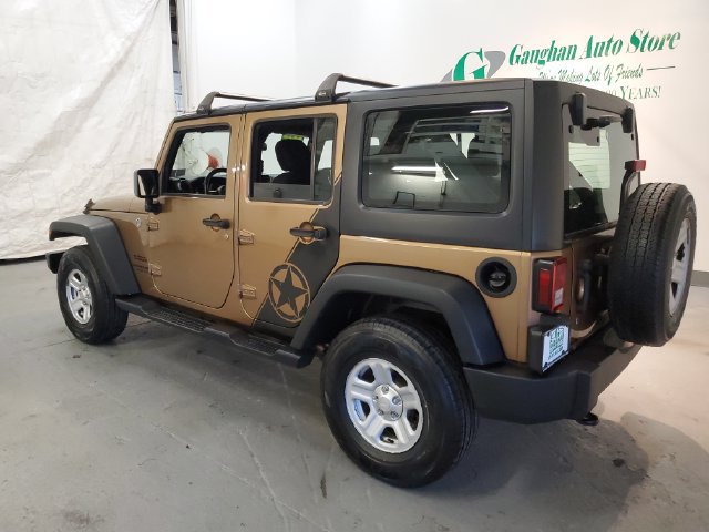 Used 2015 Jeep Wrangler Unlimited Sport w/ Connectivity Group AWD/4WD image 4