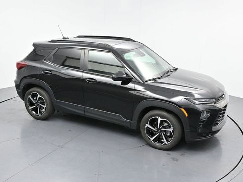 Used 2023 Chevrolet TrailBlazer RS w/ Sun and Liftgate Package FWD image 42