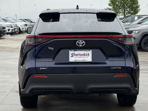 Used 2026 Toyota bZ FWD image 5