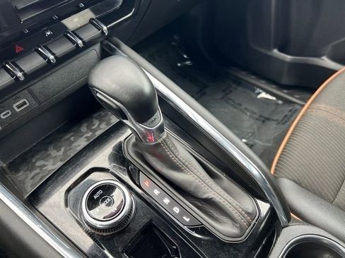 Used 2023 GMC Canyon AT4 image 20