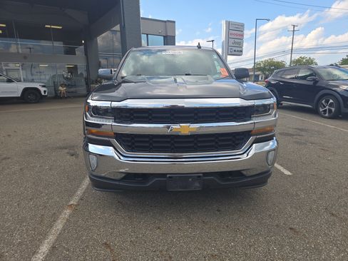 Used 2017 Chevrolet Silverado 1500 LT w/ All Star Edition AWD/4WD image 2