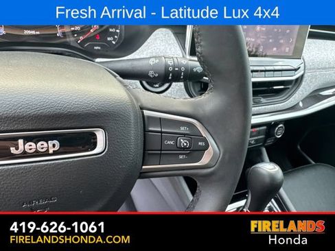 Used 2023 Jeep Compass Latitude AWD/4WD image 20