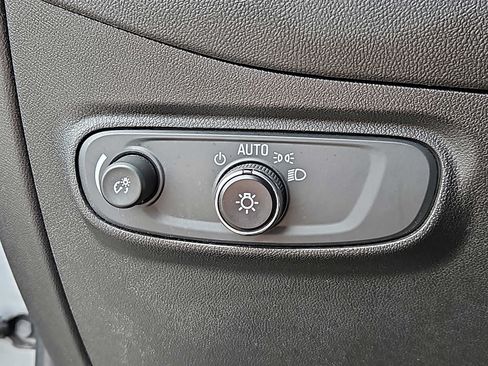 Certified 2023 Chevrolet Equinox LS AWD/4WD image 23