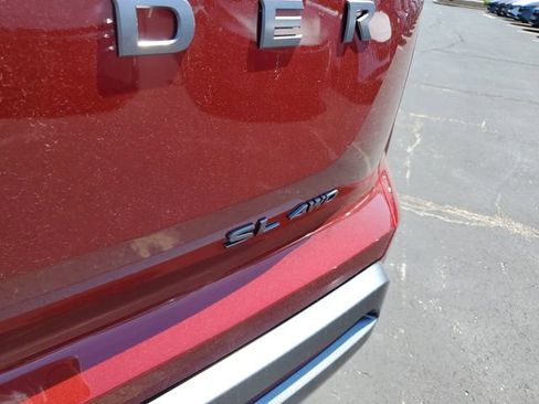New 2026 Nissan Pathfinder SL AWD/4WD image 10