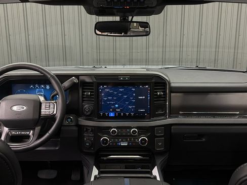 Used 2026 Ford F450 Platinum w/ FX4 Off-Road Package AWD/4WD image 38