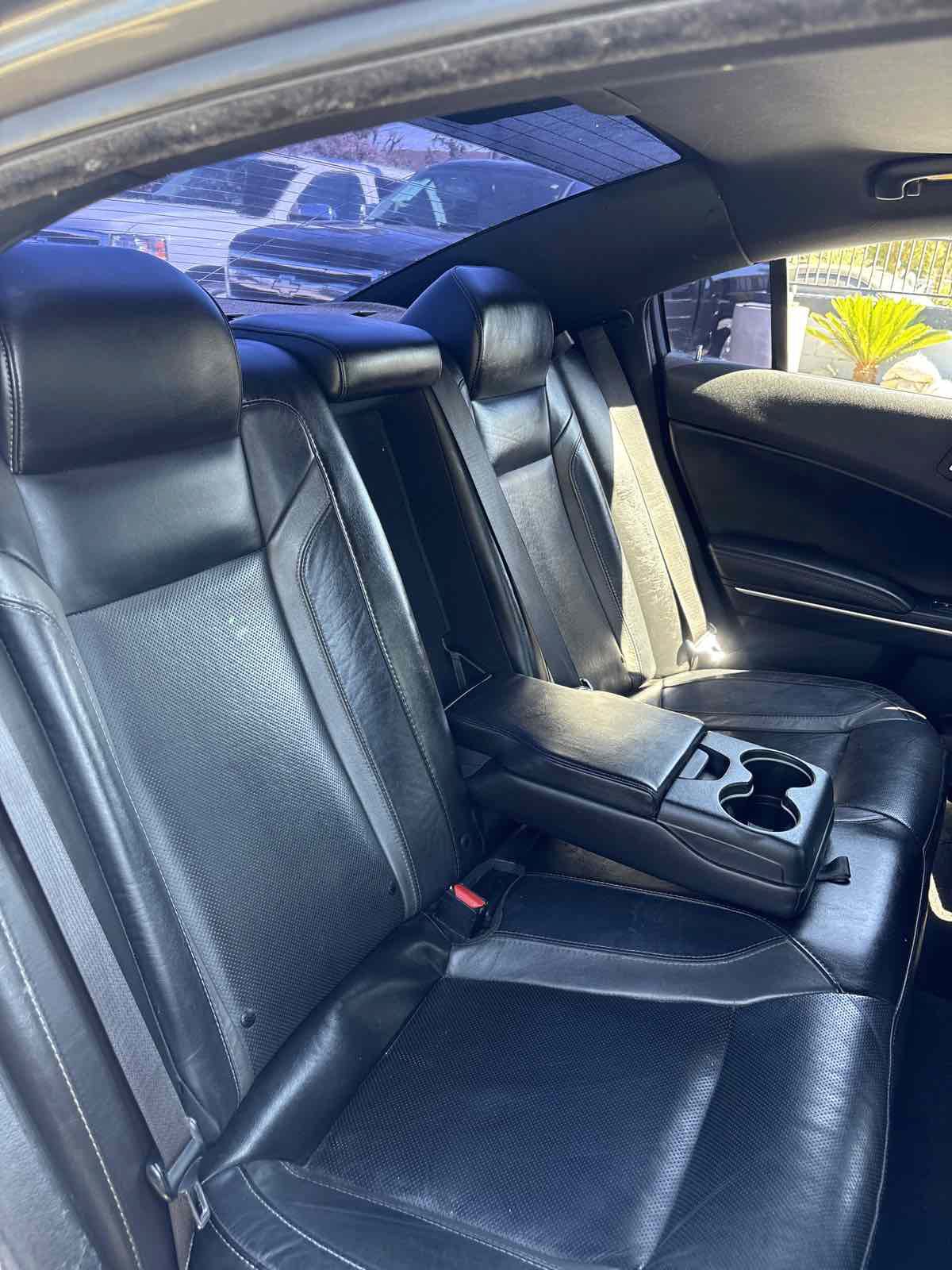Used 2020 Dodge Charger SXT w/ Leather Interior Group RWD image 13